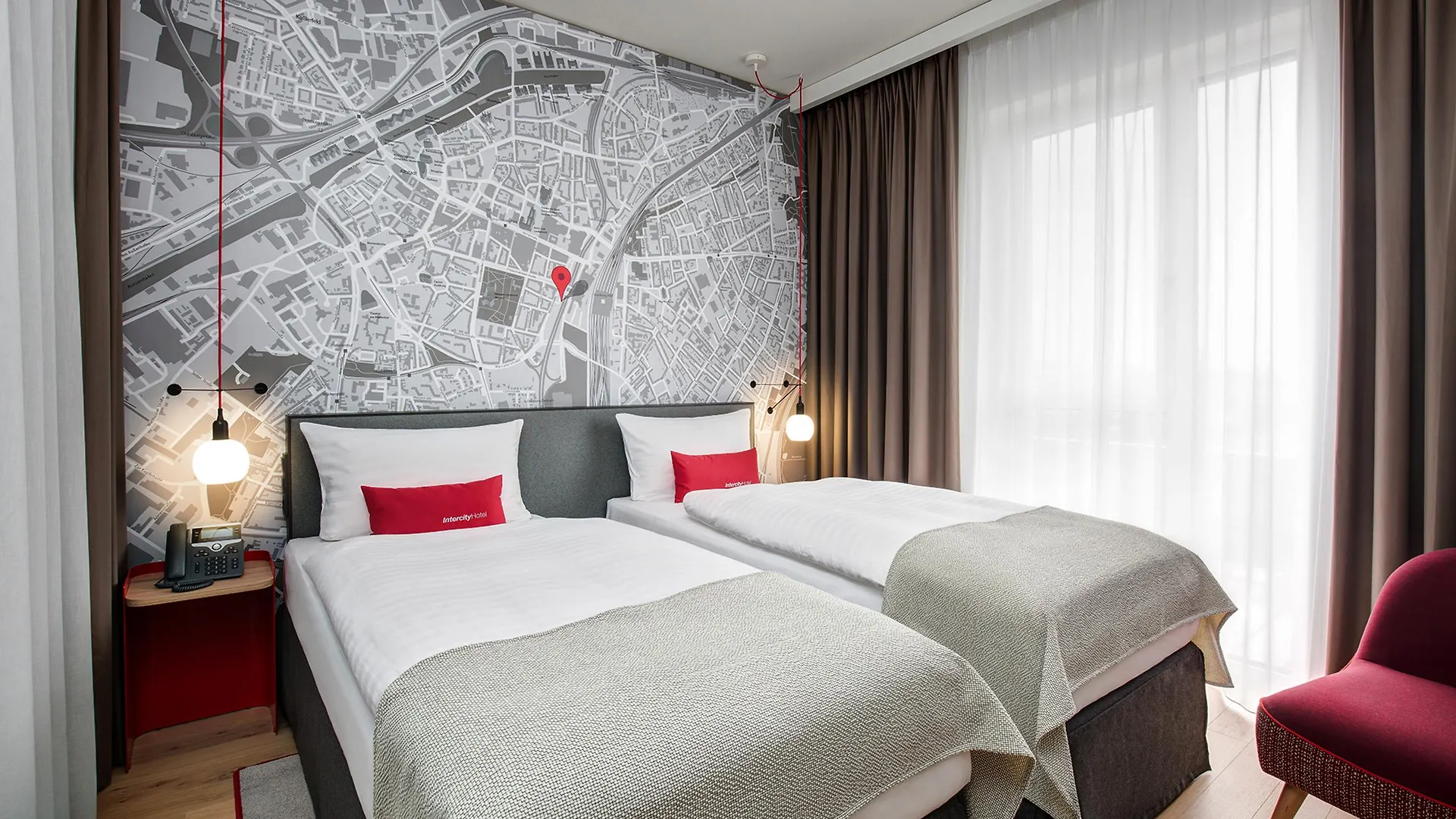 Intercityhotel Amsterdam Schiphol Airport Hoofddorp 4*,  Holandia